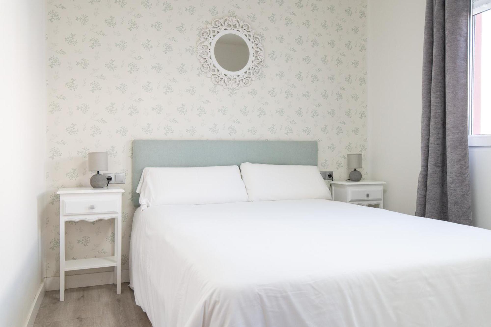 Apartamento Triana Habitame Inmobiliaria Sevilla Exterior foto