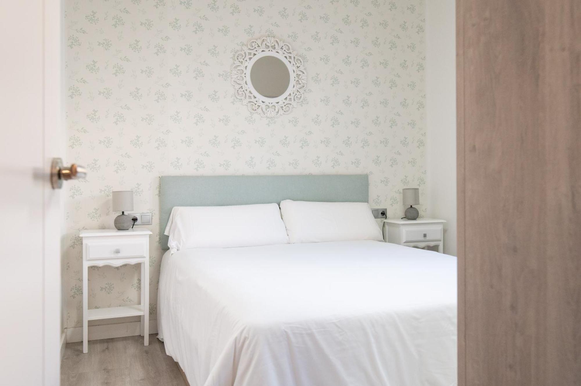 Apartamento Triana Habitame Inmobiliaria Sevilla Exterior foto
